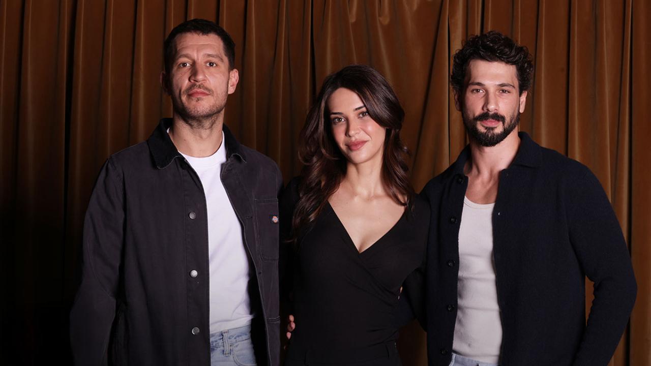 مسلسل تحت الارض مترجم