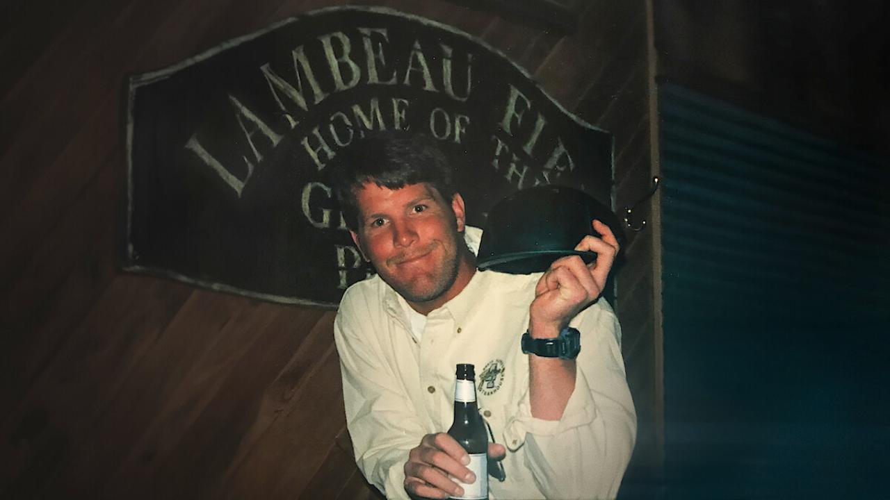 فيلم Untold The Fall of Favre 2025 مترجم